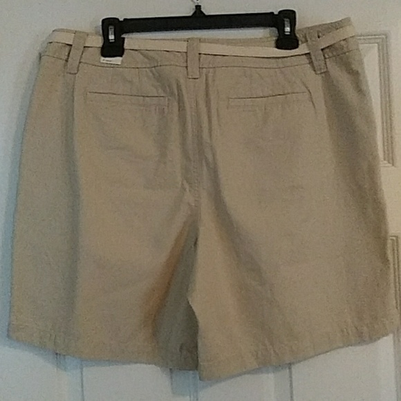 Venezia Shorts New Womens Khaki Shorts Size 6 Poshmark